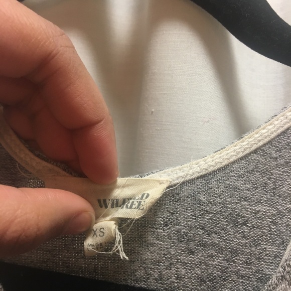 ARITZIA TANK TOP - Picture 2 of 5